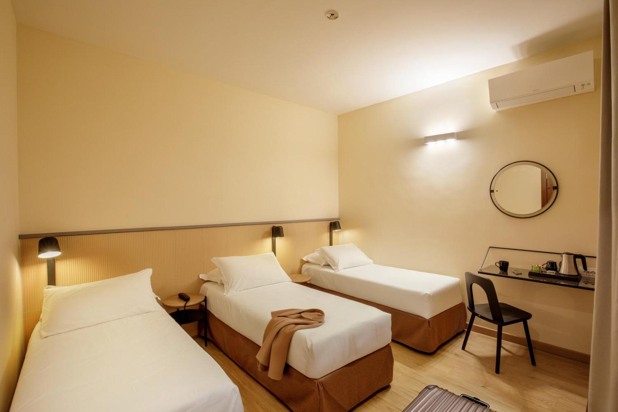 Hotel Colosseum Rome Exterior photo